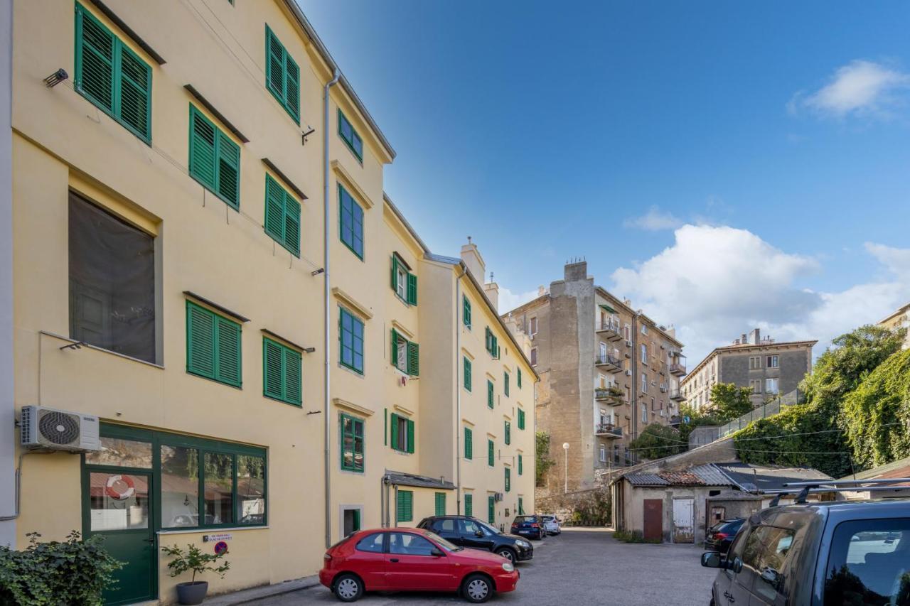 Naval Apartment Rijeka Exterior foto